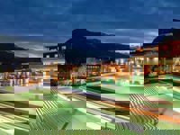 Hotel Waldhof****S - Pool Nacht